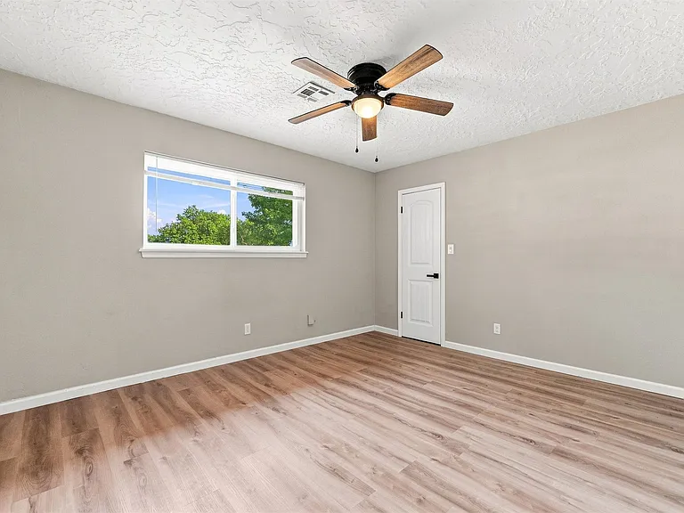 6655 S 67th East Ave — Photo 44