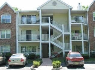 26 Chambord Ct, Hamilton, NJ 08619