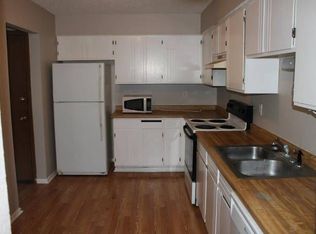 930 Wescott Trl APT 201, Eagan, MN 55123