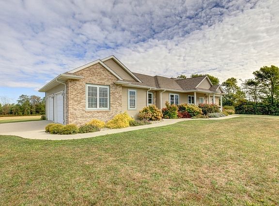 3rd image of 1480 E County Road 640 N