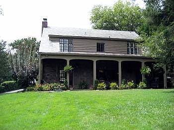 1st image of 4013 Alta Vista Way