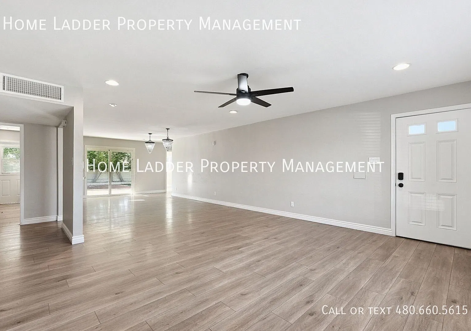 Beautifully Updated Scottsdale Home with Private Pool! — Photo 4