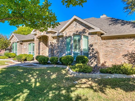 3rd image of 6018 Kingsbridge Dr