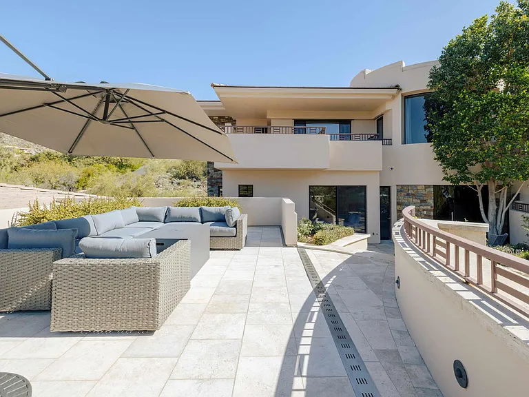 7451 N Las Brisas Ln — Photo 90
