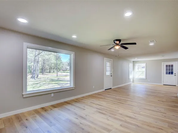 998 County Road 2310, Sulphur Springs, TX 75482