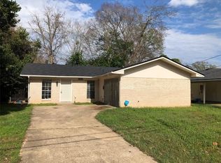 106 E McCormick St, Shreveport, LA 71104