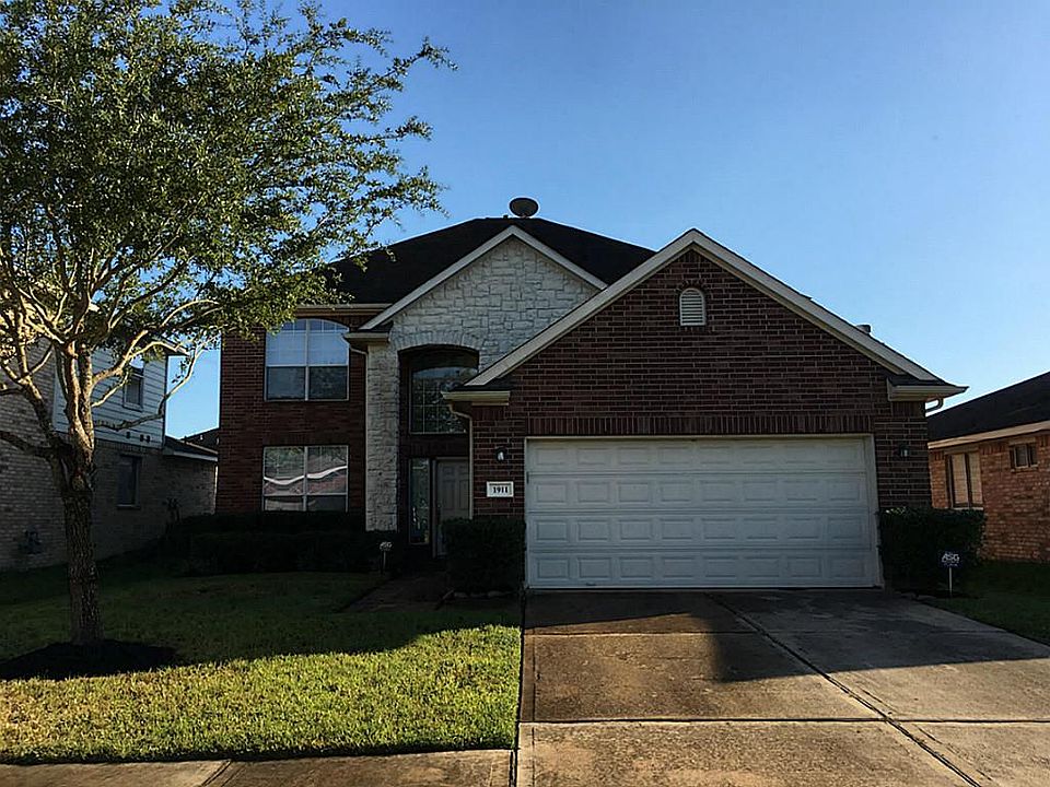 2nd image of 1911 Lingard Park Ct