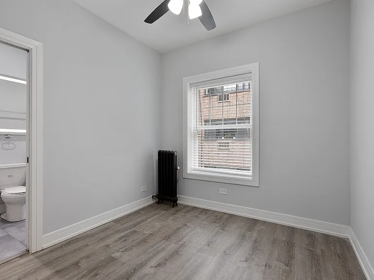 6035-6045 N Winthrop Ave #1055-1067 — Photo 23