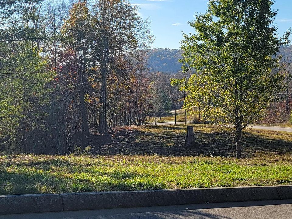 1st image of 308 Caney View Dr