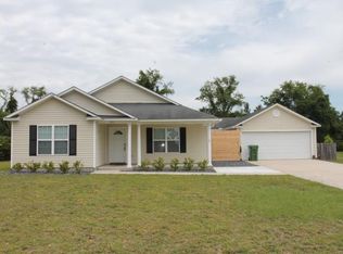 5821 Barkley Ln, Hahira, GA 31632