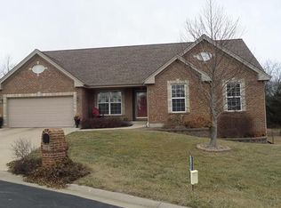 197 Cedar Berry Dr, Washington, MO 63090