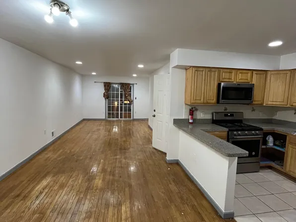 38 Graham Street image 5 of 16