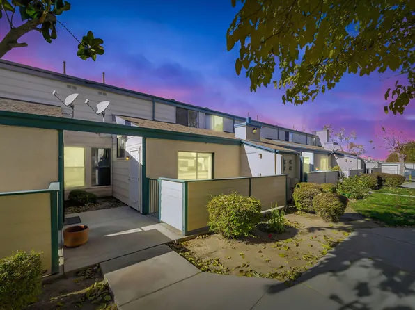 44526 15th St E Unit 10, Lancaster, CA 93535
