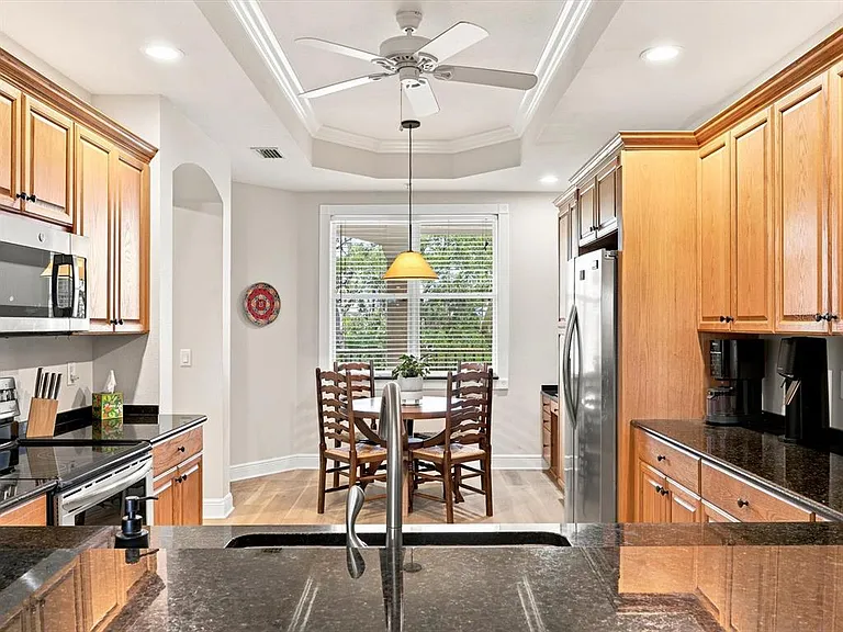 5122 Manorwood Dr #4B — Photo 18