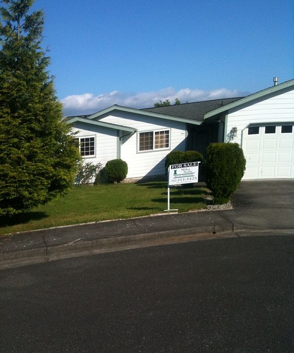 2nd image of 1455 Rainier Ct