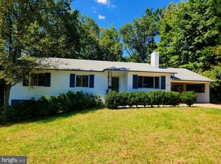 3300 Potterton Dr, Falls Church, VA 22044