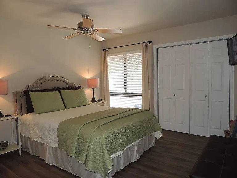 11 Tanglewood Dr #13 — Photo 9