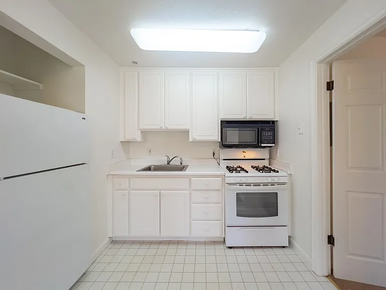 Calistoga Avenue, 1356 — Photo 21