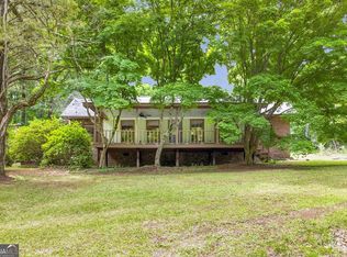 1068 Lamar Rd, Macon, GA 31210
