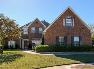 209 N Forest Ridge Blvd, Broken Arrow, OK 74014