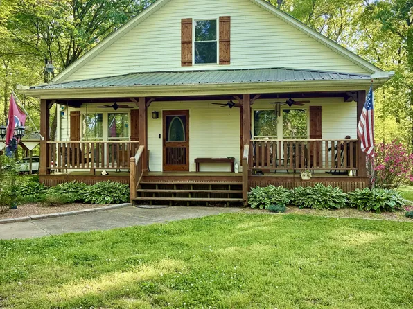 3510 Tobe Robertson Rd, Columbia, TN 38401