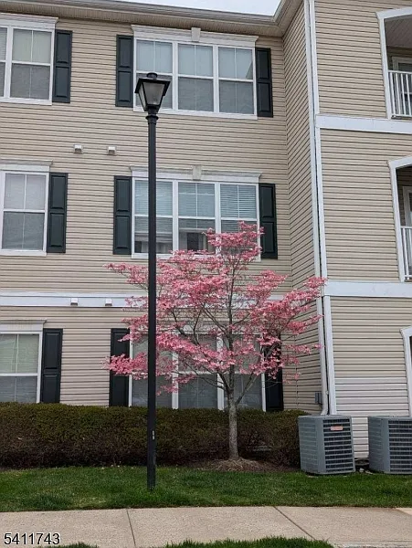 326 Sloan Ct BLDG 3 #326 photo 1
