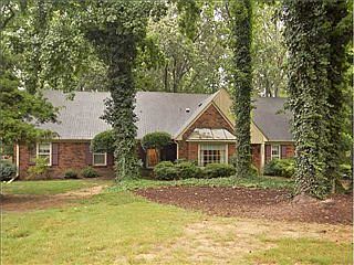 1st image of 2545 Turpins Glen Dr