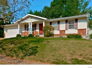 141 Asilomar Ct, Ballwin, MO 63021