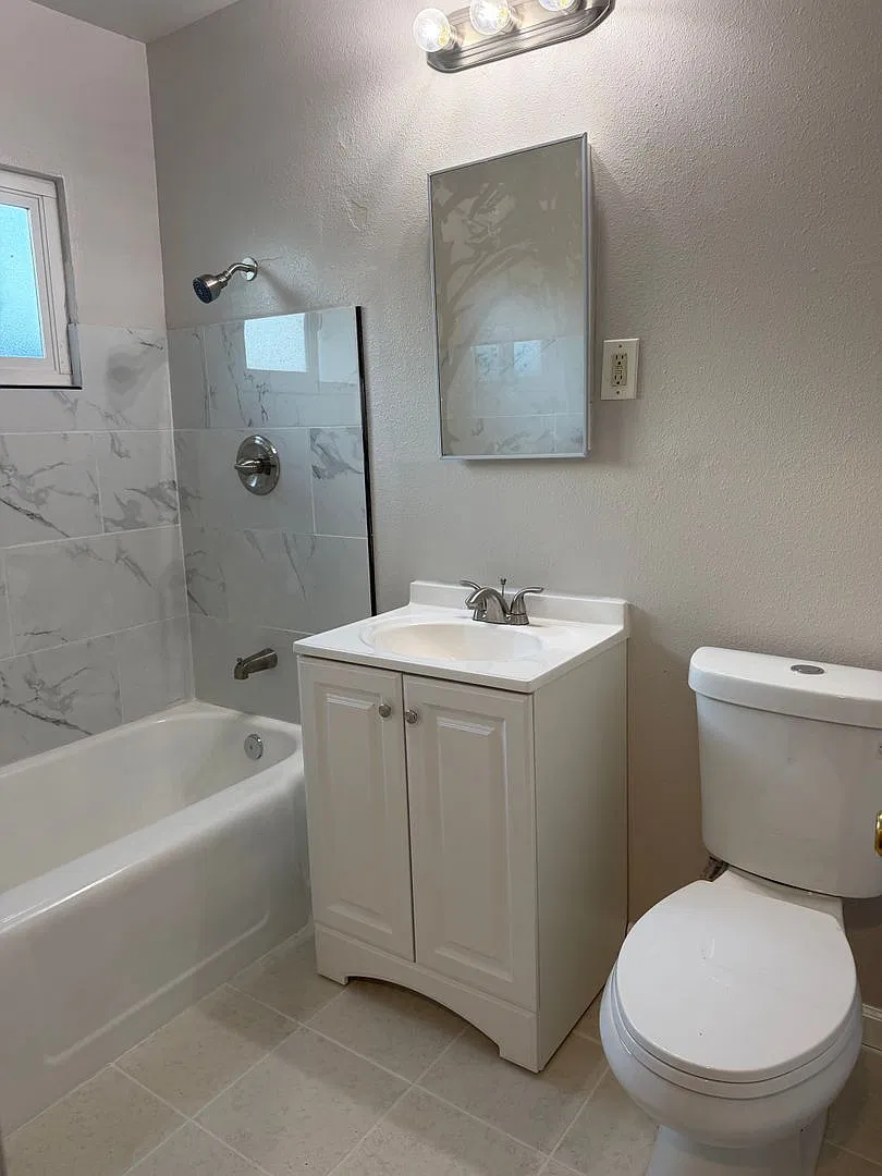 524 Carpenter St — Photo 4