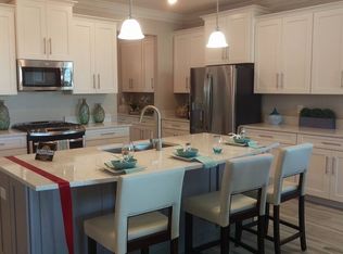 926 Seagrape Dr, Ruskin, FL 33570