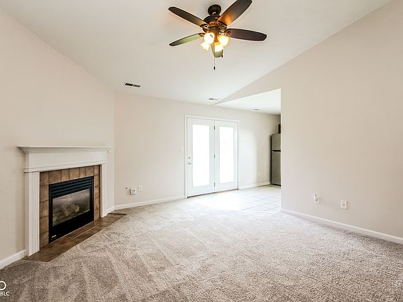 5th image of 84 Longfellow Ln