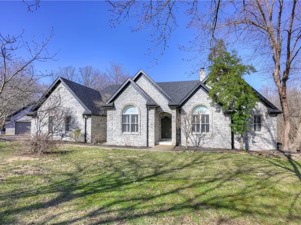 7 Deer Run Dr, Joplin, MO 64804