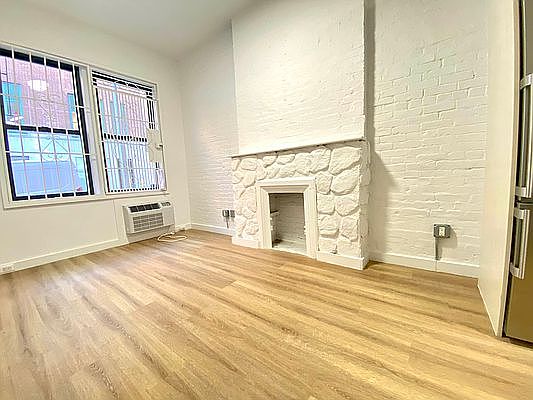 2nd image of 446 W 55th St #1L