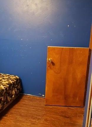 4th image of 814 Girard Ave