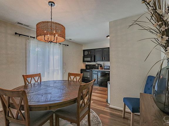 2nd image of 4736 Huron Dr