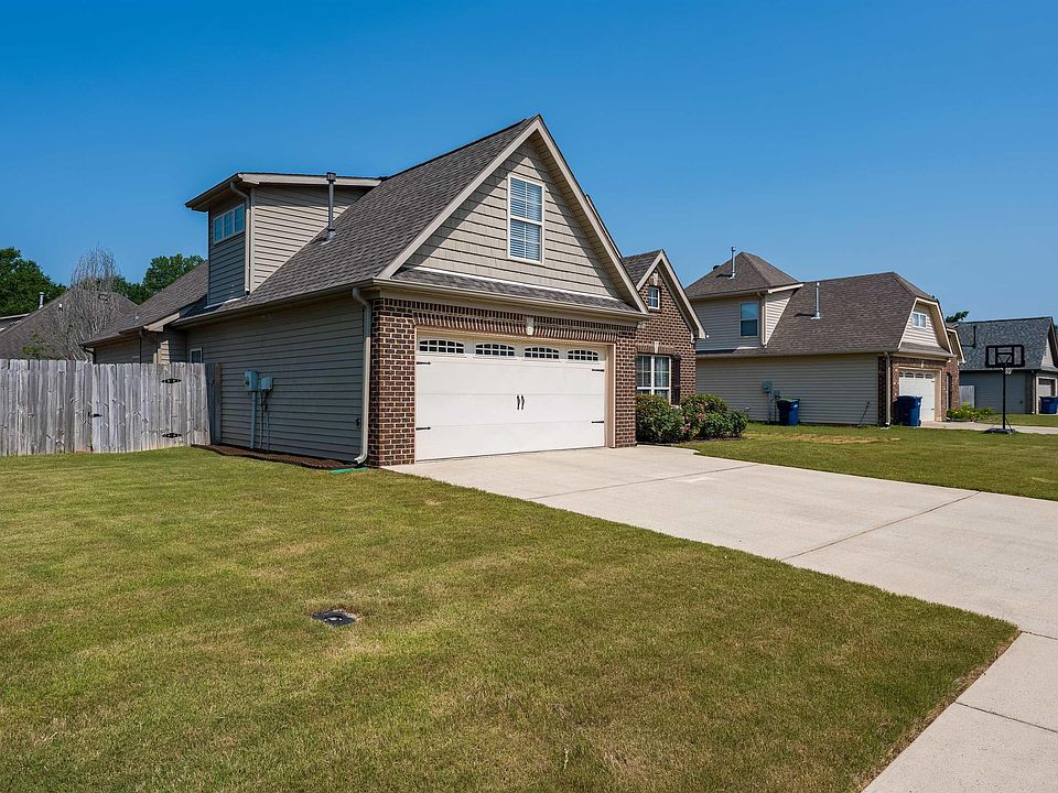 216 Falling Waters Way, Maylene, AL 35114 MLS 1355742 Zillow