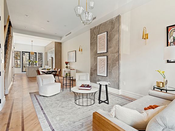 5th image of 10 Arlington Pl #1