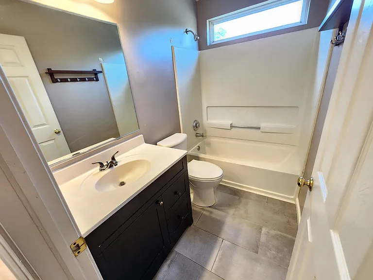 625 Anderson Dr — Photo 12