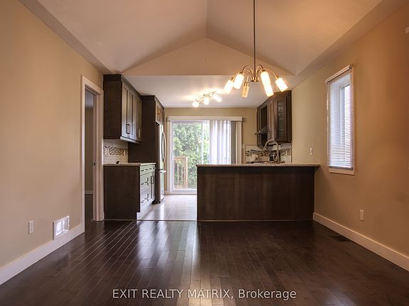 4th image of 1557 Belcourt Blvd