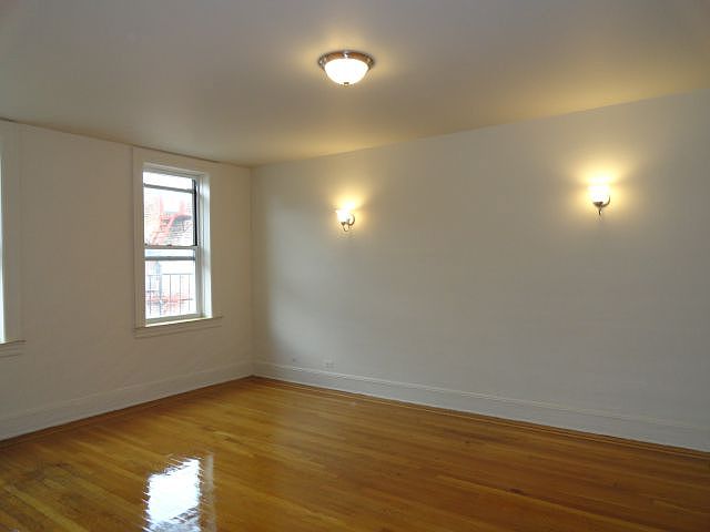 1st image of 3739 61st St APT 4C