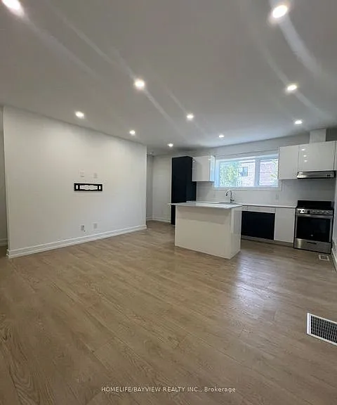 311 Linsmore Cres #3 — Photo 11