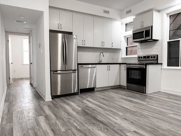 209 Jarvis St #6, Toronto, ON M5B 2C1