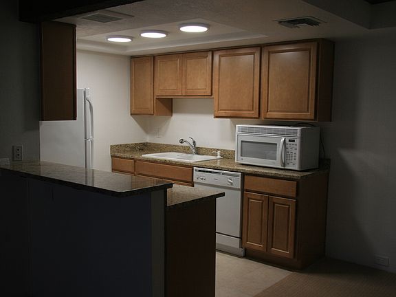 2nd image of 7557 N Dreamy Draw Drive # 1 St Floor