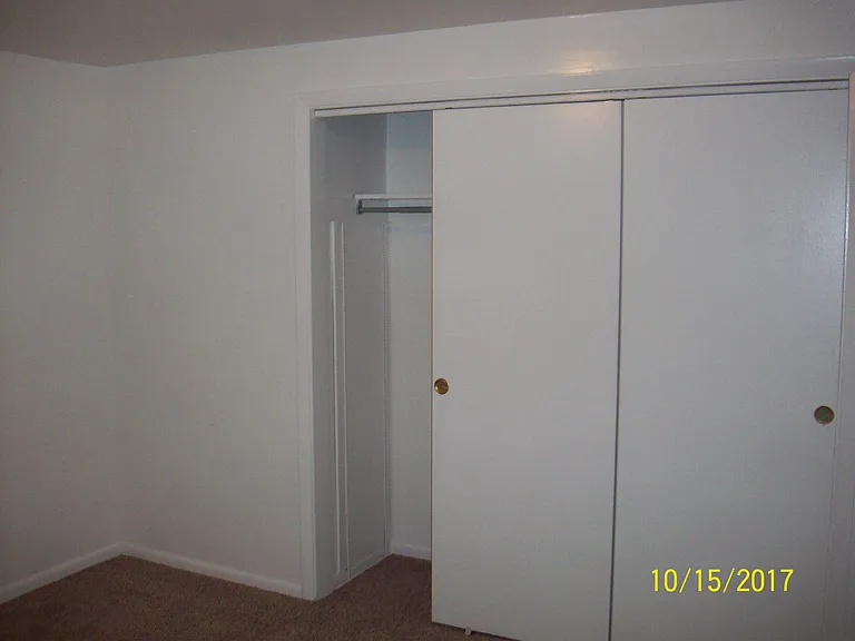 565 Hidden Valley Ln — Photo 5