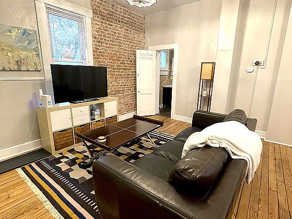 2nd image of 514 Brown St