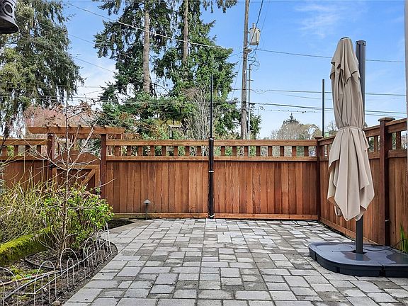 4th image of 4233 S Lucile Street