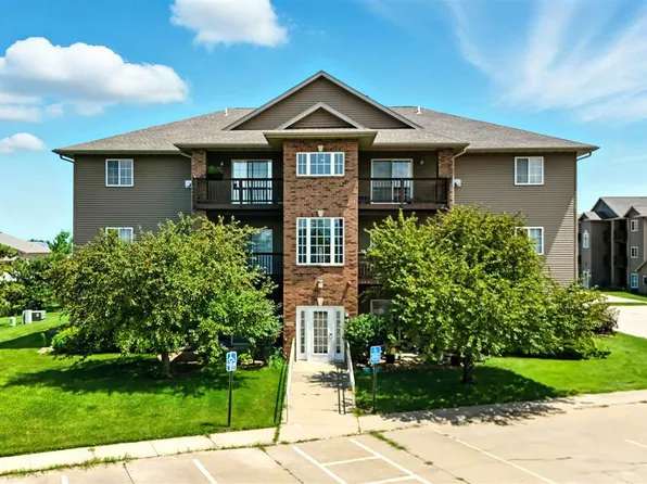505 Penn Ct APT 6, North Liberty, IA 52317