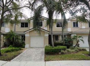 15836 SW 11th St, Pembroke Pines, FL 33027