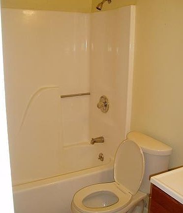 5th image of 515 Landview St APT C