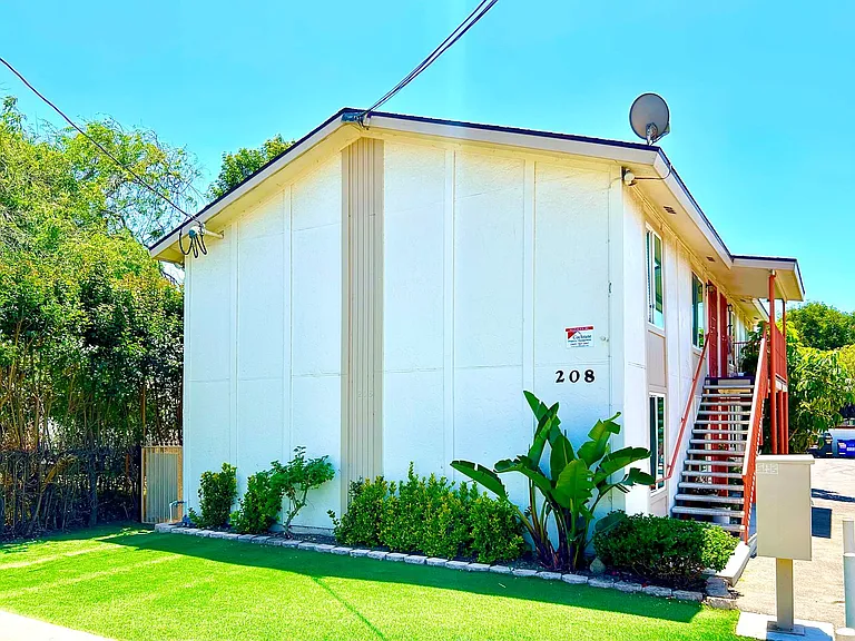 114 - Robert Hammond (Santa Paula) — Photo 6